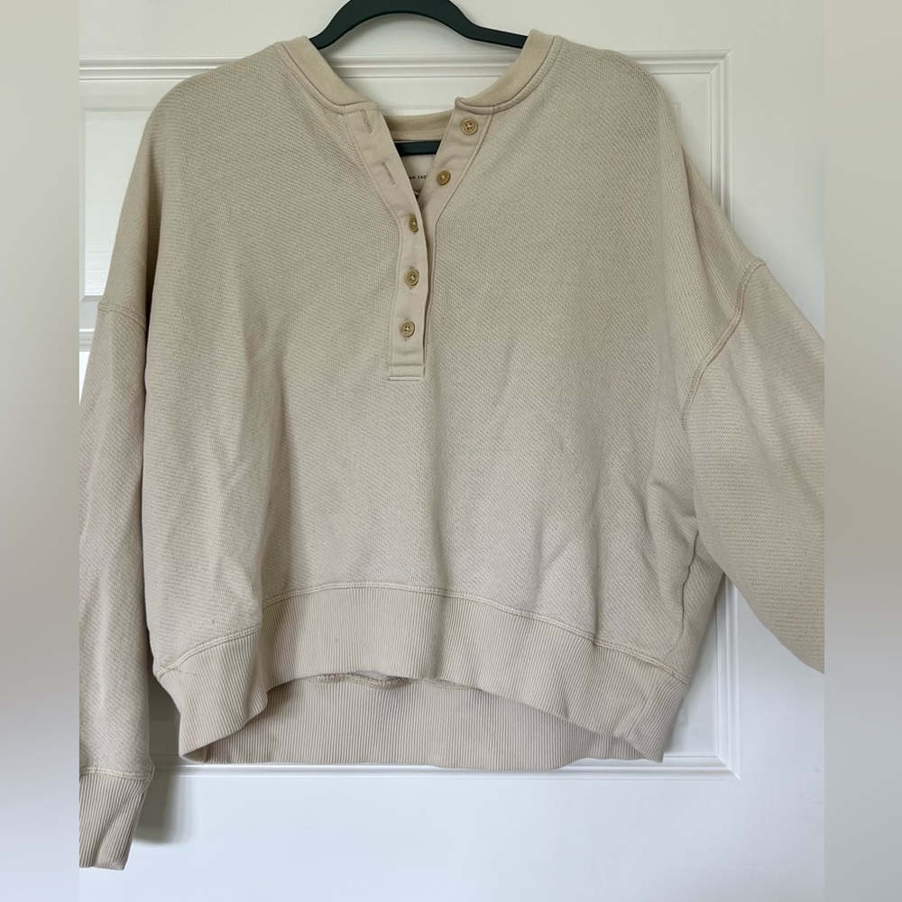 American Eagle cropped long sleeve